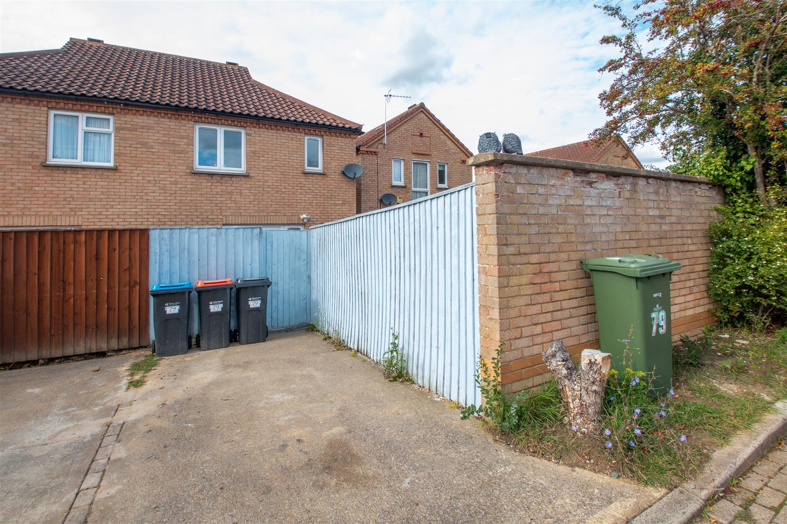 Blackmoor Gate, Furzton, Milton Keynes